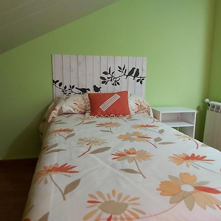 Despertar Con El Sonido De Los Pajaros Villa Melide Eksteriør bilde
