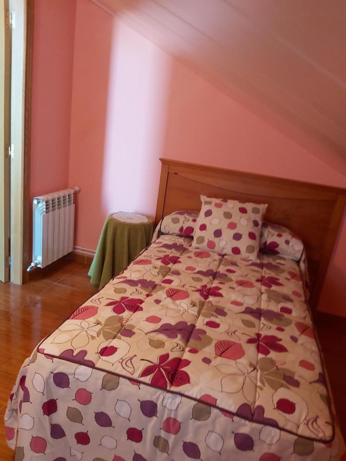Despertar Con El Sonido De Los Pajaros Villa Melide Eksteriør bilde